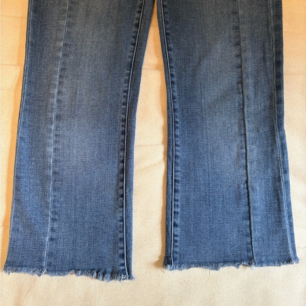 Liverpool Los Angeles Crop Denim Blue Jeans with Fray Hem - Picture 5 of 5